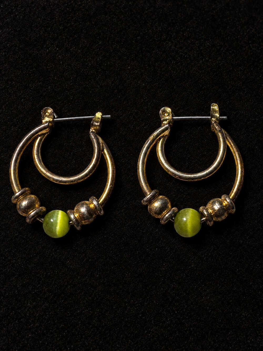 ⚜️ Double Hoop Earrings | Two-Tone | Green Cat's Eye Glass Beads 💗